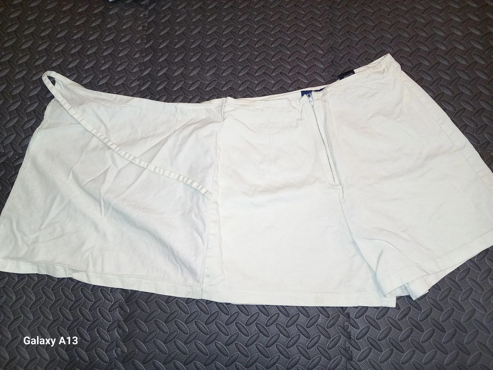 Falda corta tipo portafolios blanca vintage Cicerone – Talla S (100% Algodón) – photo 2
